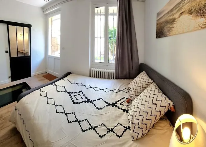 T2 Cosy & Garden - Hypercentre - Gare - Wifi Appartement *