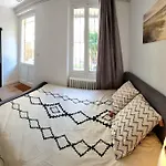 T2 Cosy & Garden - Hypercentre - Gare - Wifi Apartamento *